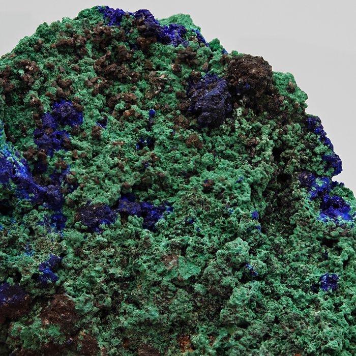 Rara malaquita verde con azurita azul, Grecia Cristales sobre matriz - Altura: 96 mm - Ancho: 59 mm- 249 g